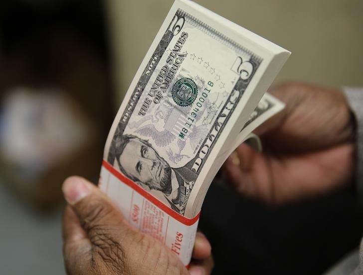 外汇欧盘：央行会议密集召开 货币政策差异或进一步推升美元