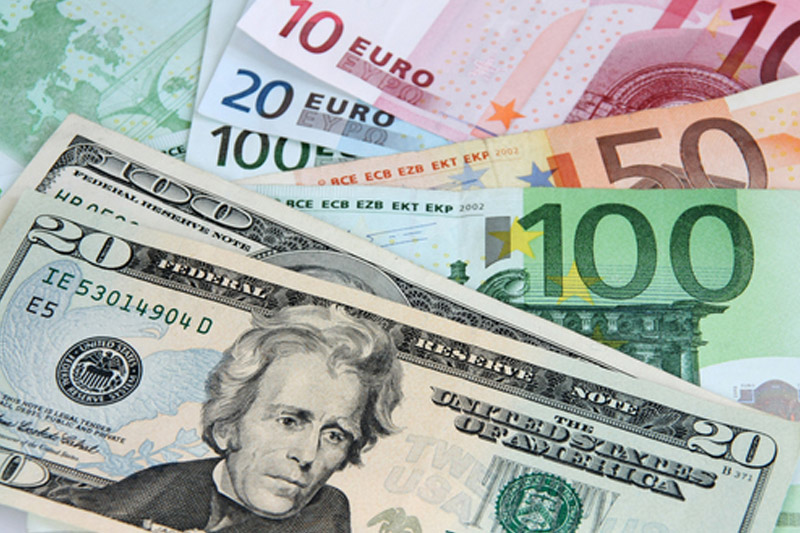 外汇欧盘：美元再创两年新高 经济放缓阴云笼罩欧元